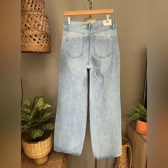 Express wash Blue High Waisted Wide Leg Jeans Size 8 R. - Picture 5 of 11